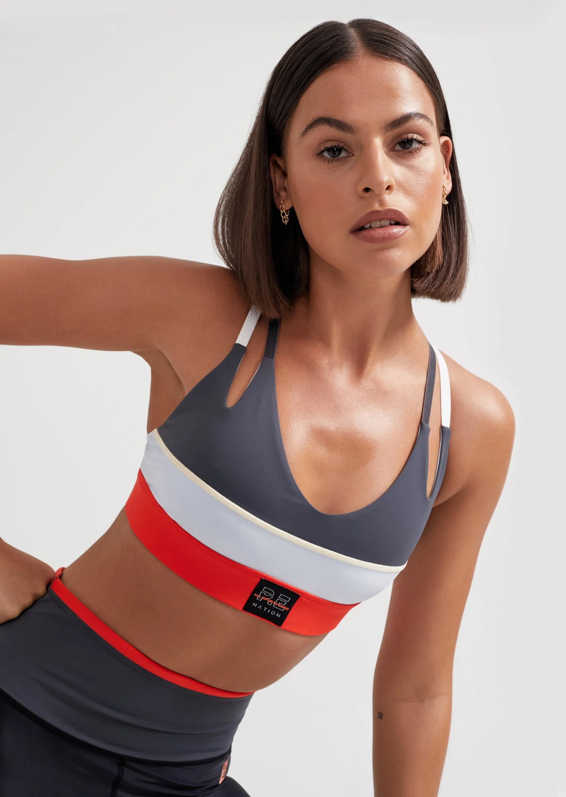 JUMPSHOT SPORTS BRA IN CHARCOAL