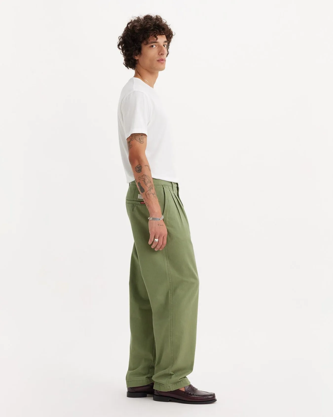 Levi's XX Chino Loose Straight Mens Pleated Herringbone Pants - Four Leaf Clover