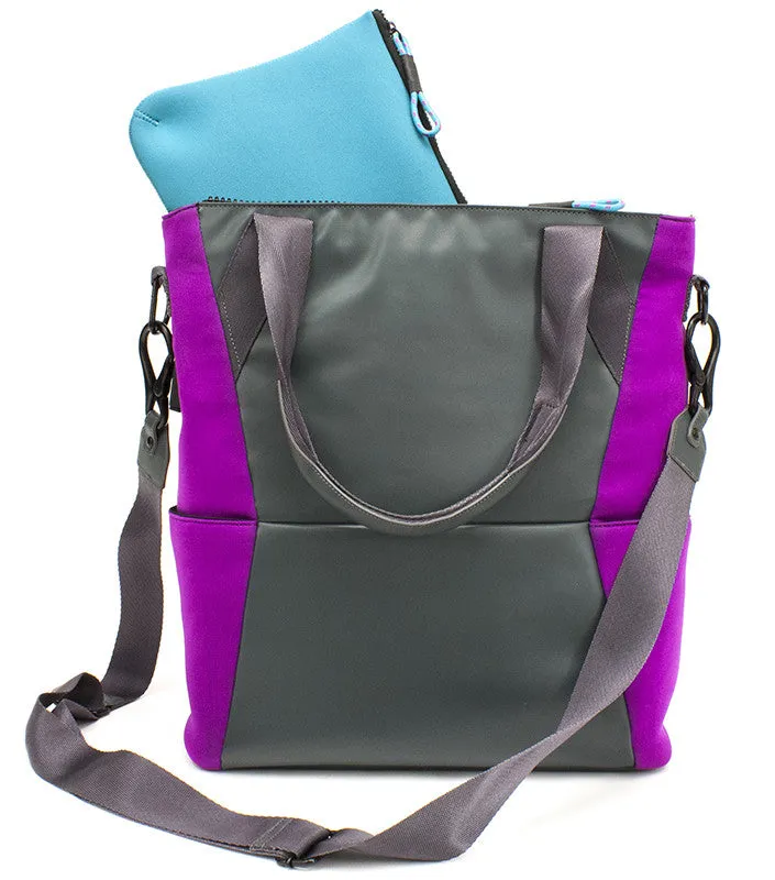 M-Edge - Tech Tote with Battery