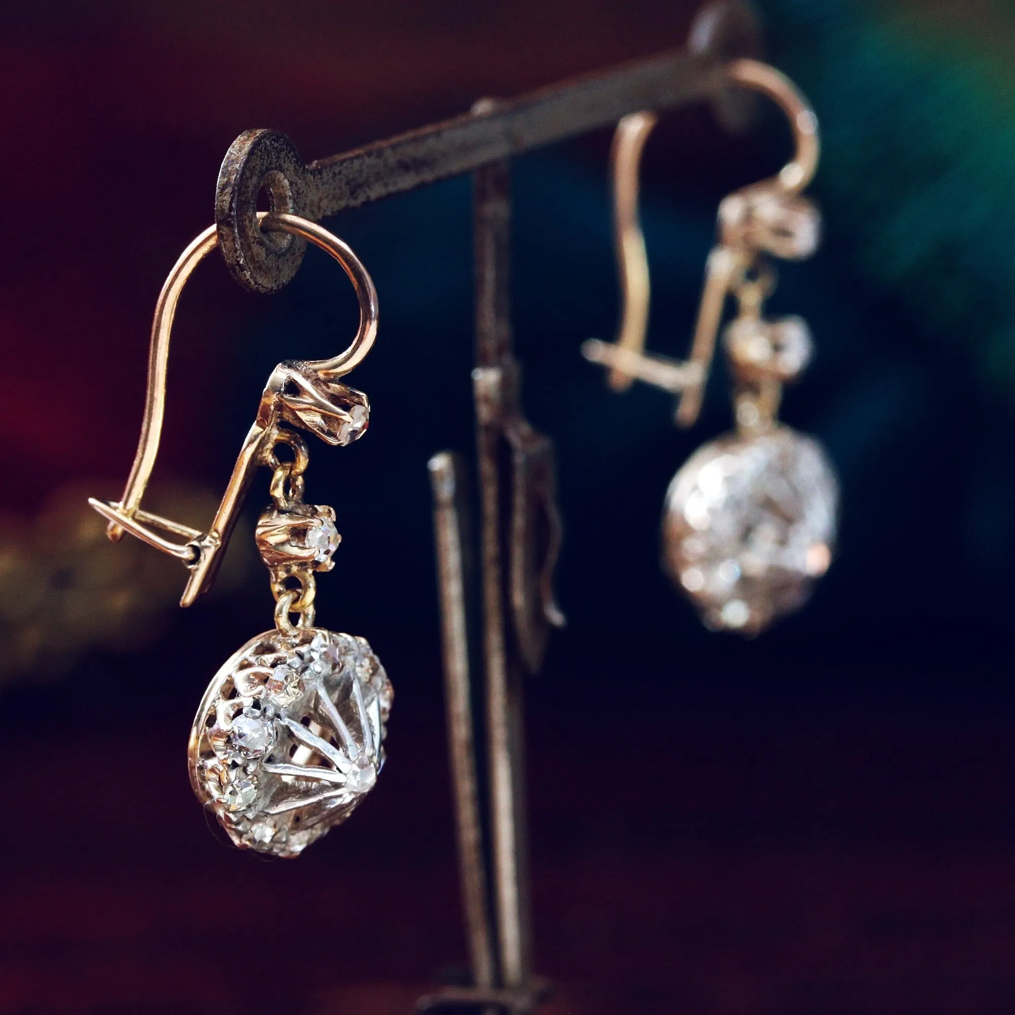 Mesmeric Antique Diamond Starburst Earrings