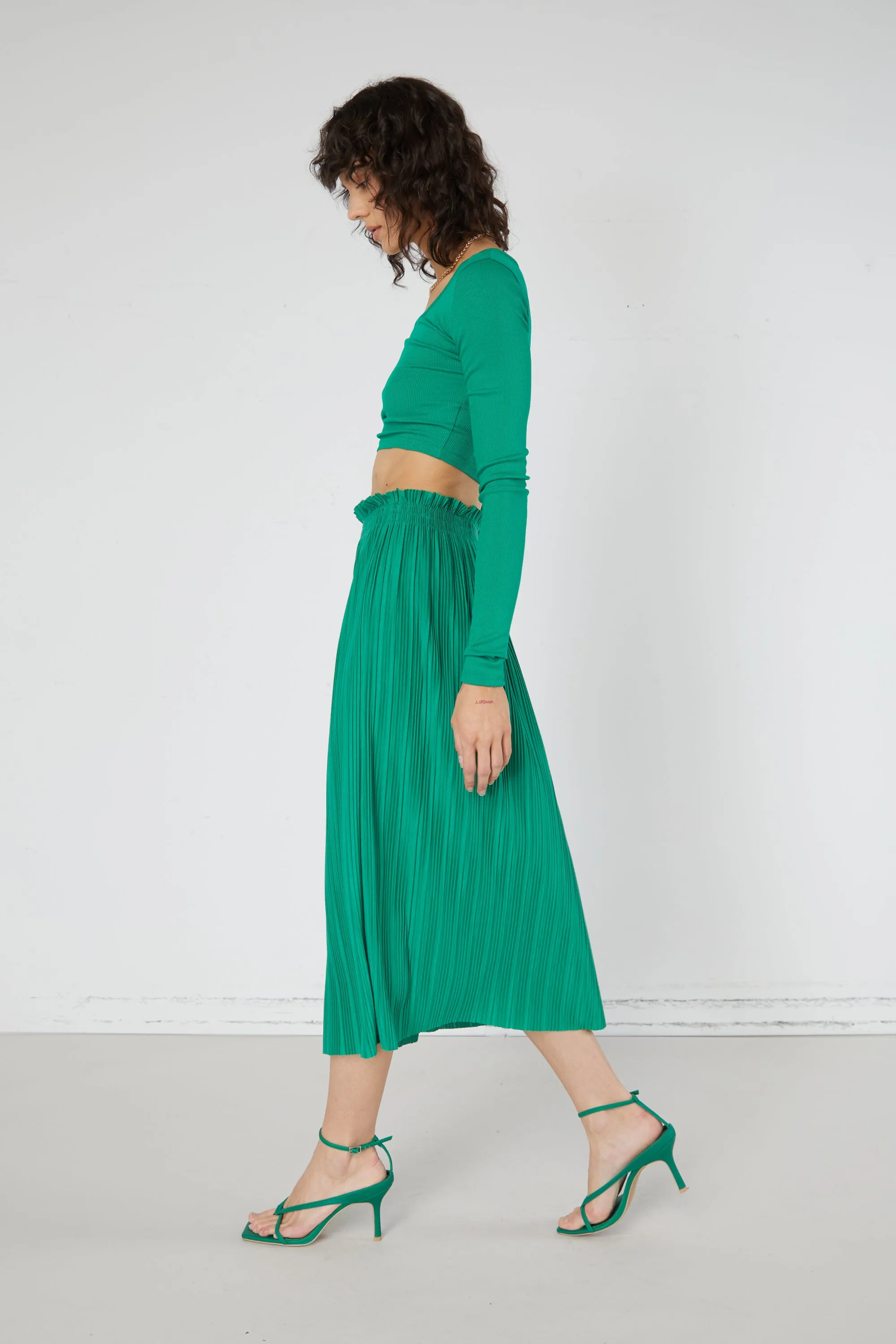 PLEATED MIDI SKIRT