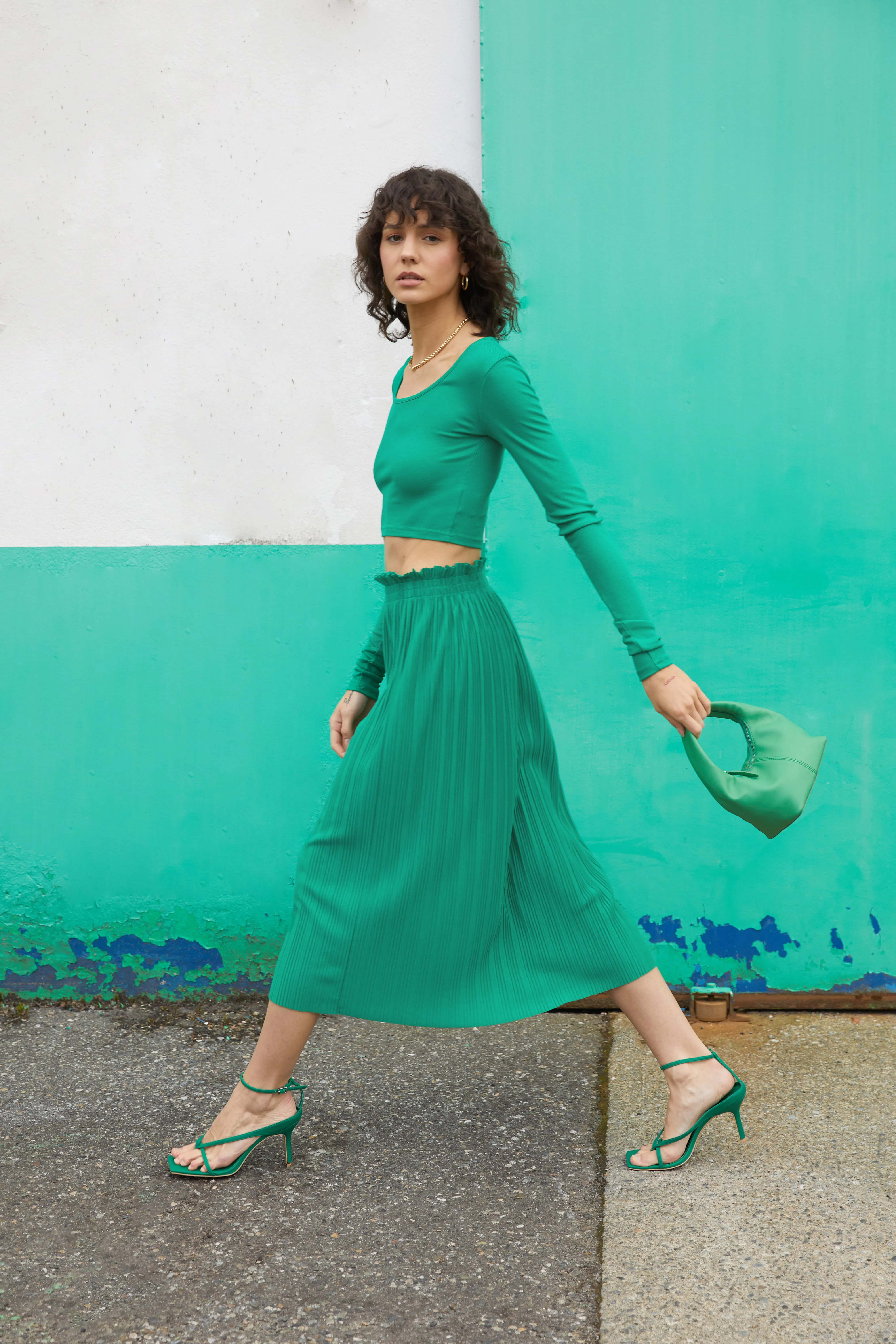 PLEATED MIDI SKIRT